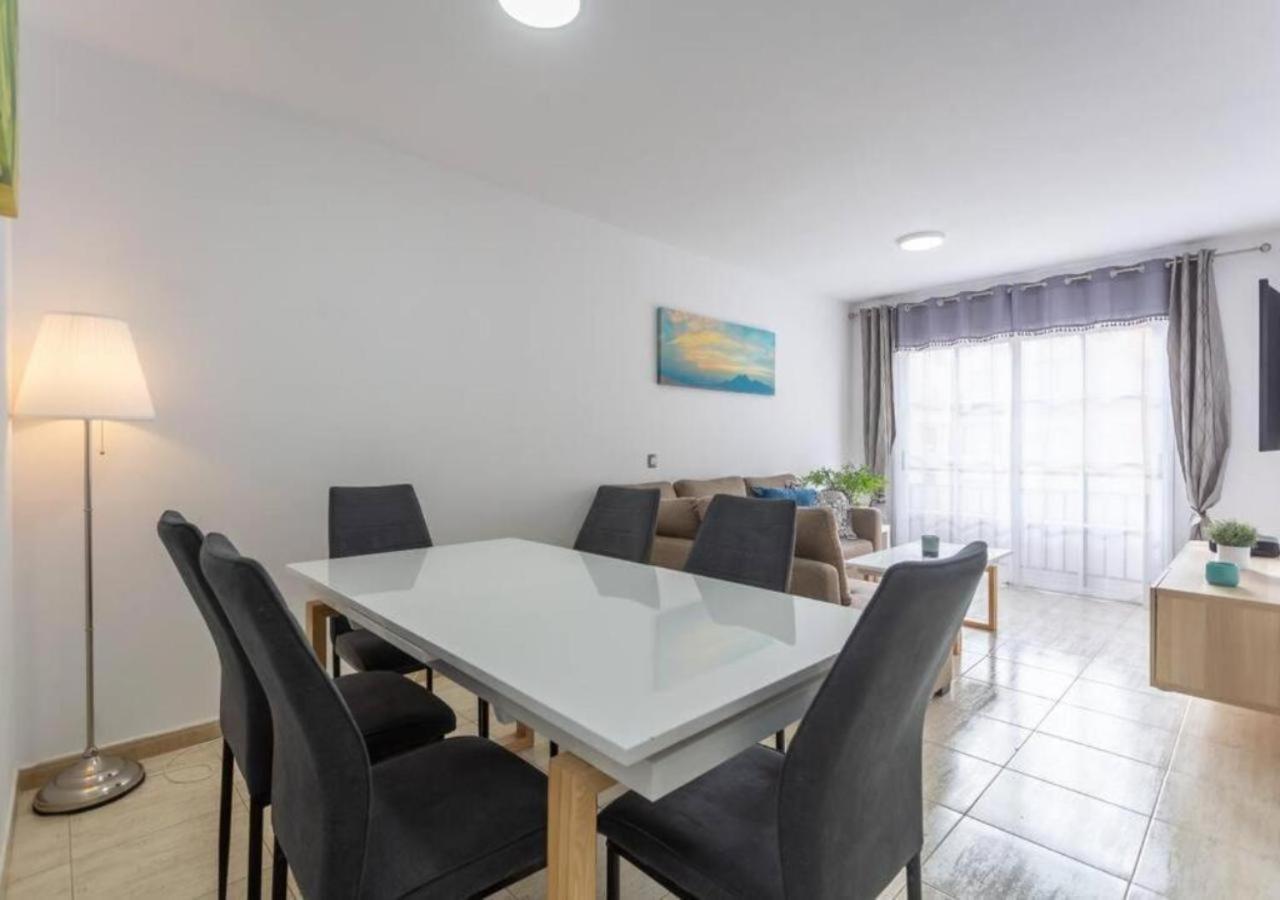 Reef Aqua Vista 3 Bedroom Apartment By Aqua Vista Tenerife カジャオ・サルバヘ エクステリア 写真